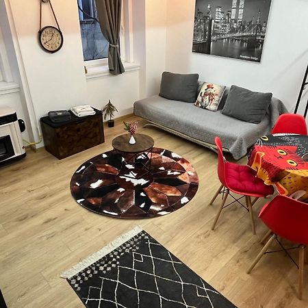 Budapest Center المظهر الخارجي الصورة