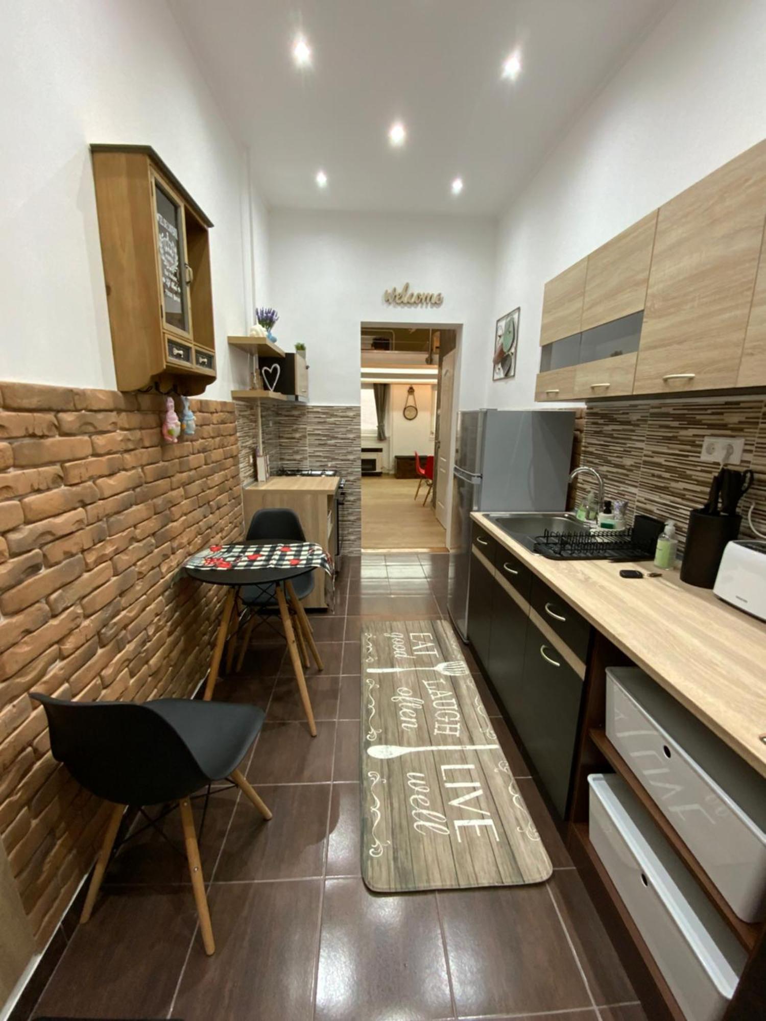 Budapest Center المظهر الخارجي الصورة